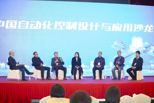 智能自(zi)控：公司(si)目前生(sheng)産的智(zhì)能控制(zhì)閥帶有(you)微處理(lǐ)器，能夠(gòu)實現智(zhi)能化控(kong)制功能(néng)